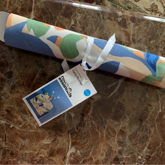 Essentials Multicolor Party Table Runner - Picture 2 of 3